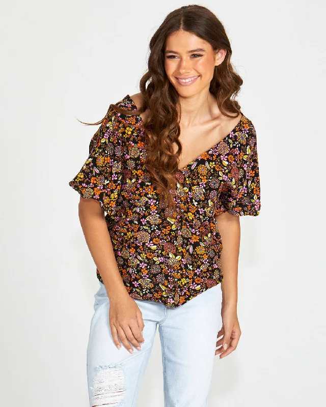 Sass Lilith V-Neck Top Black Floral