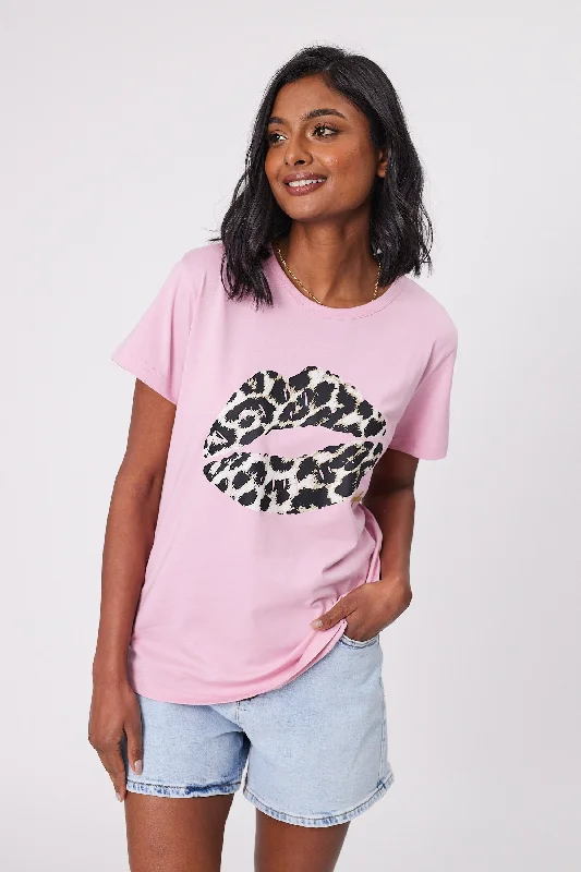 Stella + Gemma T-Shirt Pink With Leopard Lips